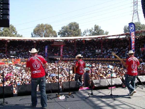LA NORIA ENT TECATE PRESENTA Tickets The PICO RIVERA SPORTS ARENA 