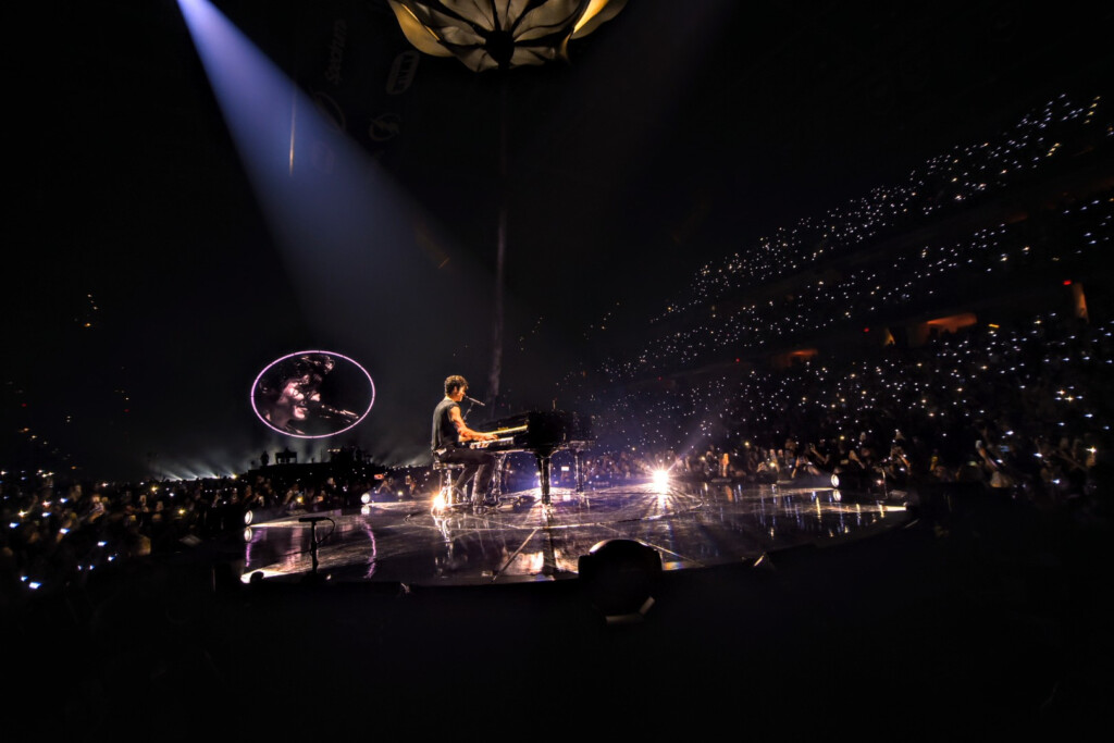 Shawn Mendes Alessia Cara 7 27 19 At Amalie Arena HOT 101 5
